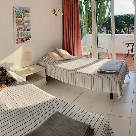 Nyaraló Calahonda - Sleeps 6 - Parking - Garden - Pool